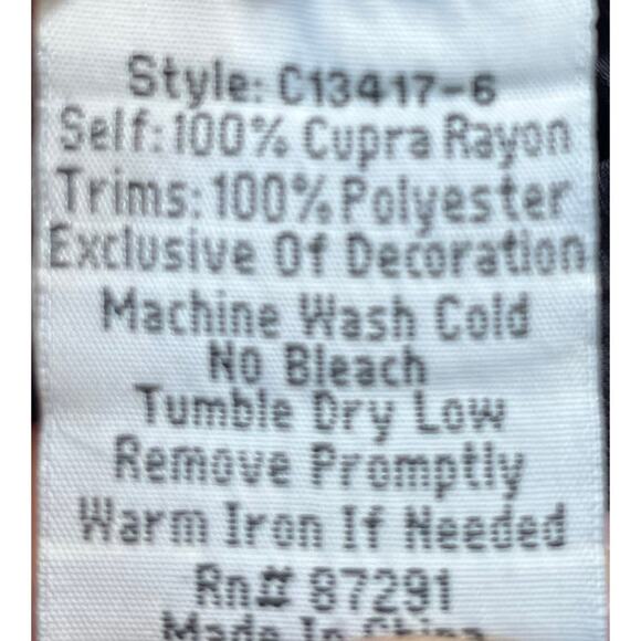 Johnny Was Women’s Medium Black Floral Embroidered ¾-Sleeve ½-Button Shirt Boho - Picture 4 of 12